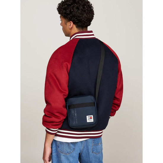 Tommy Hilfiger Τσαντάκι ώμου Essential Crossover Reporter Bag